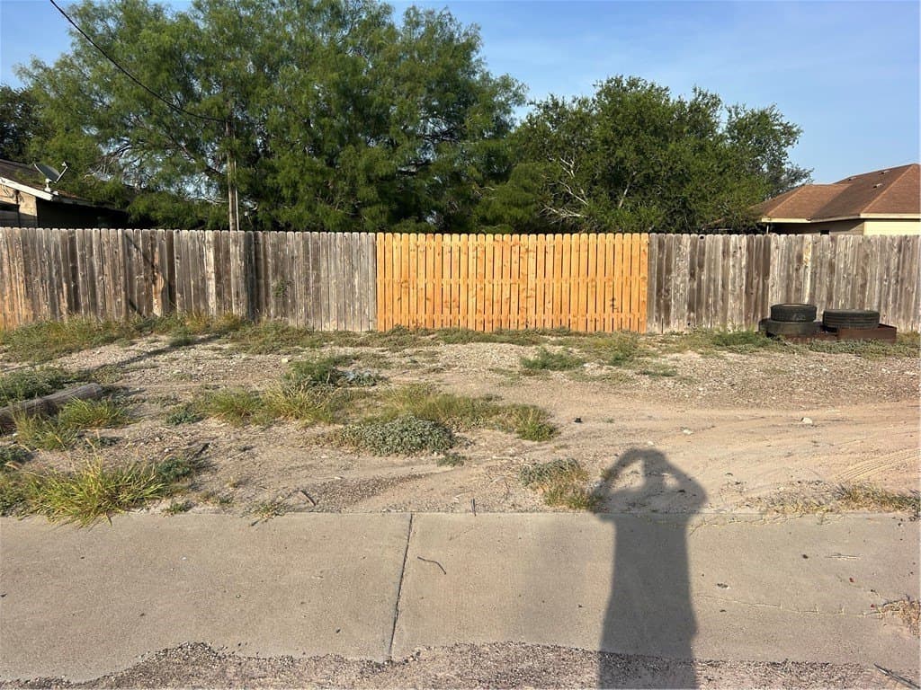 0.16 acres in Duval County