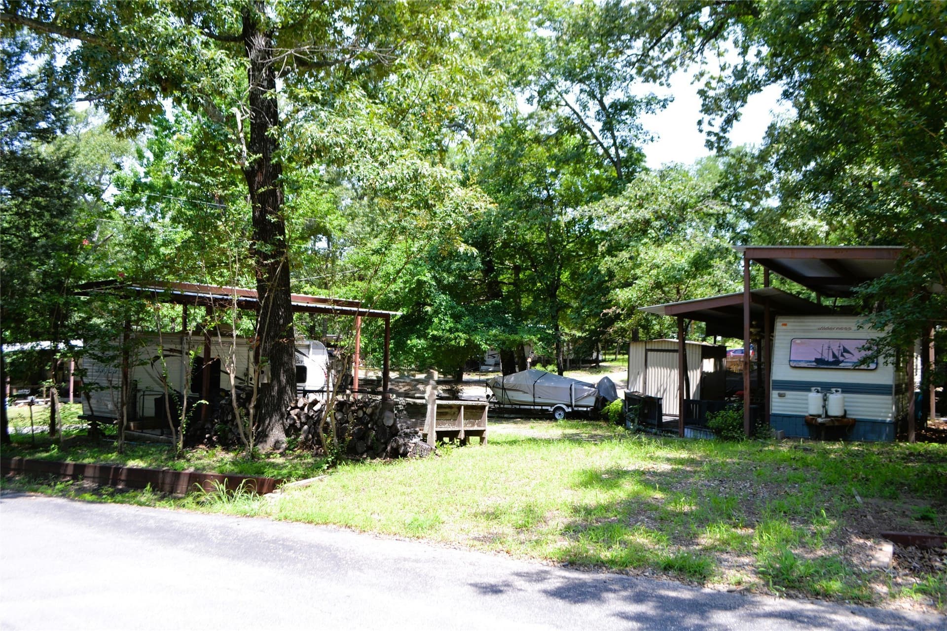 Private Road 5804 lot: 785-786