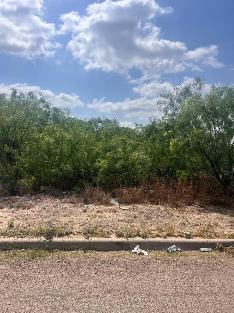 0.26 acres in Maverick County