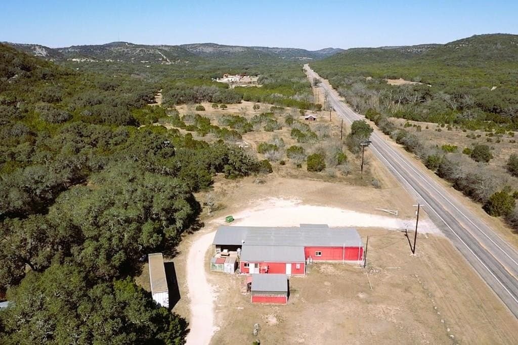 10 acres in Uvalde County