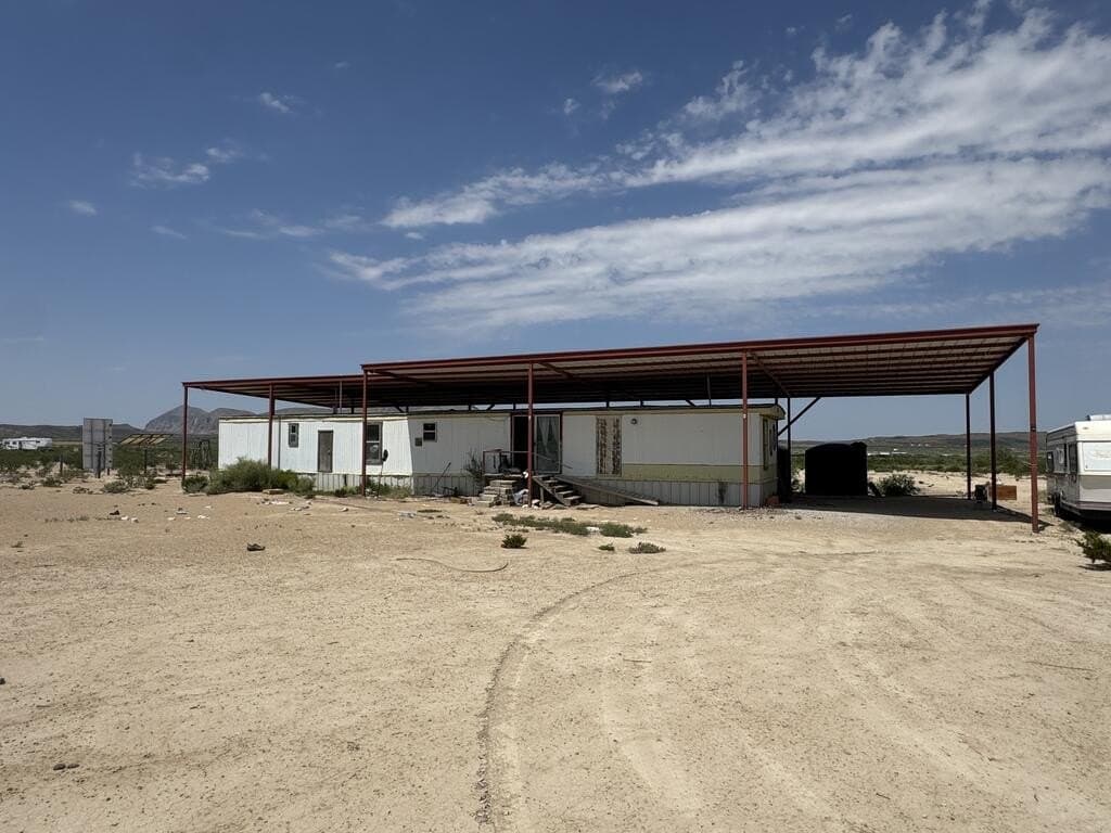 10 acres in Brewster County