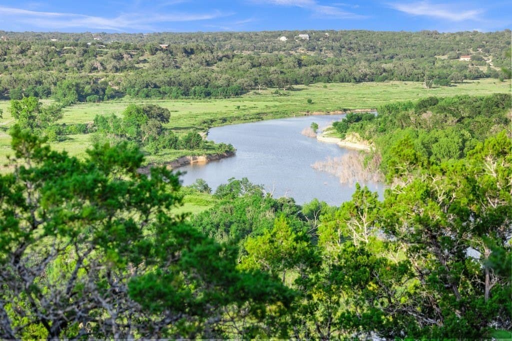 615 acres in Williamson County