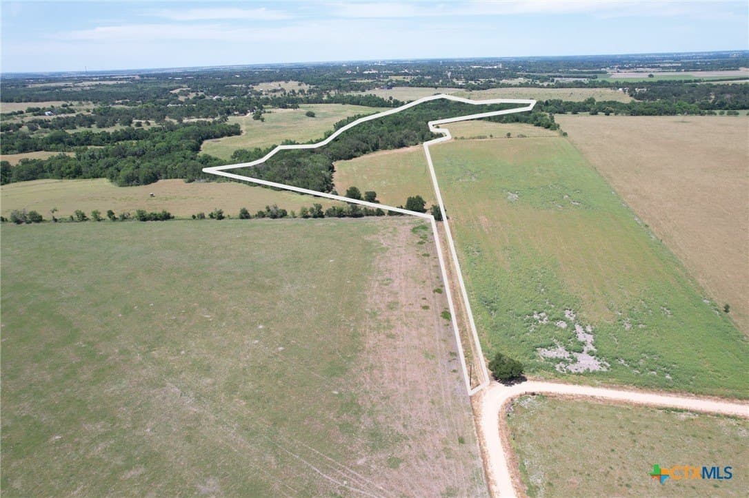 30.76 acres in Milam County