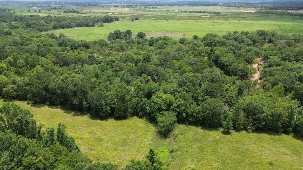 9.6 acres in Texas County