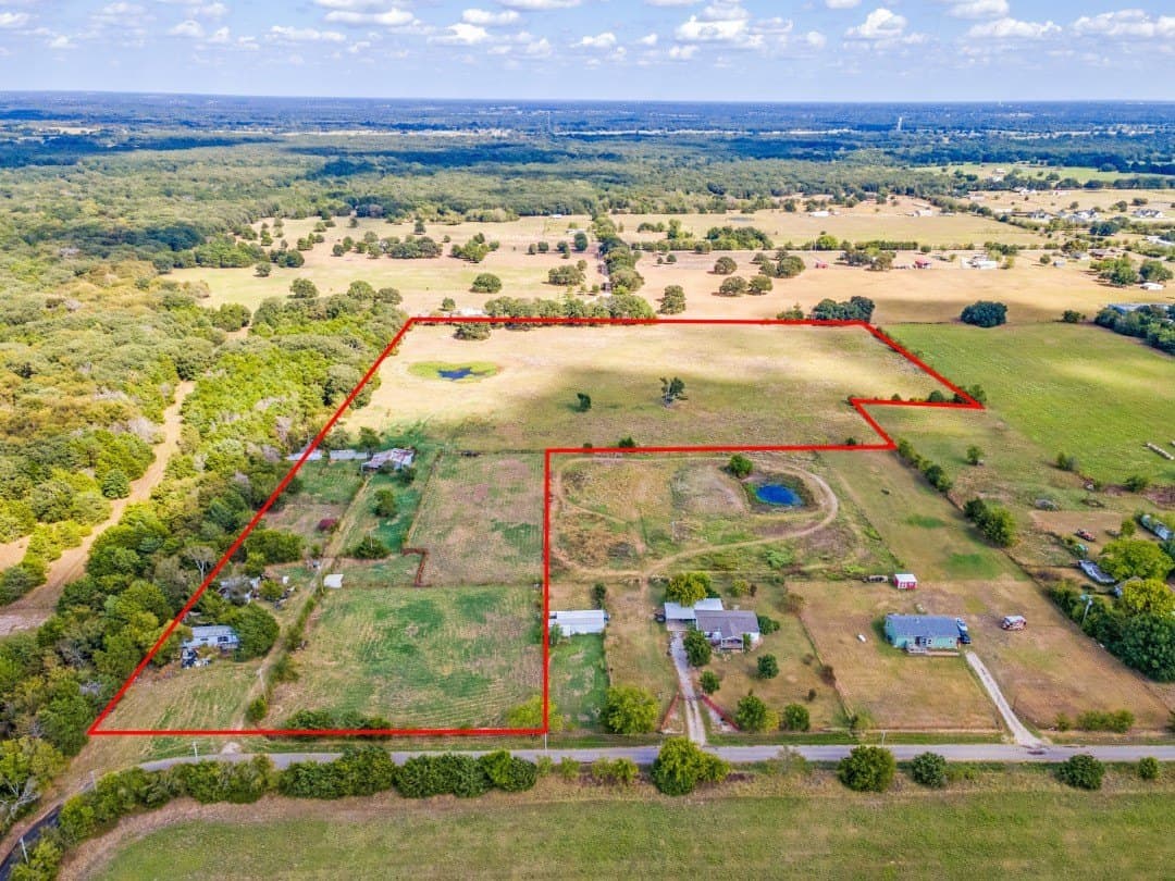 17.9 acres in Hunt County