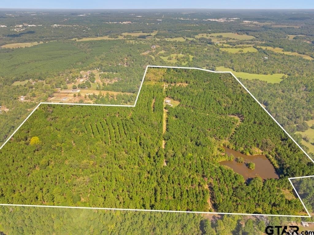 110.91 acres in Smith County