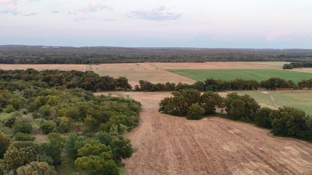38 acres in Cooke County