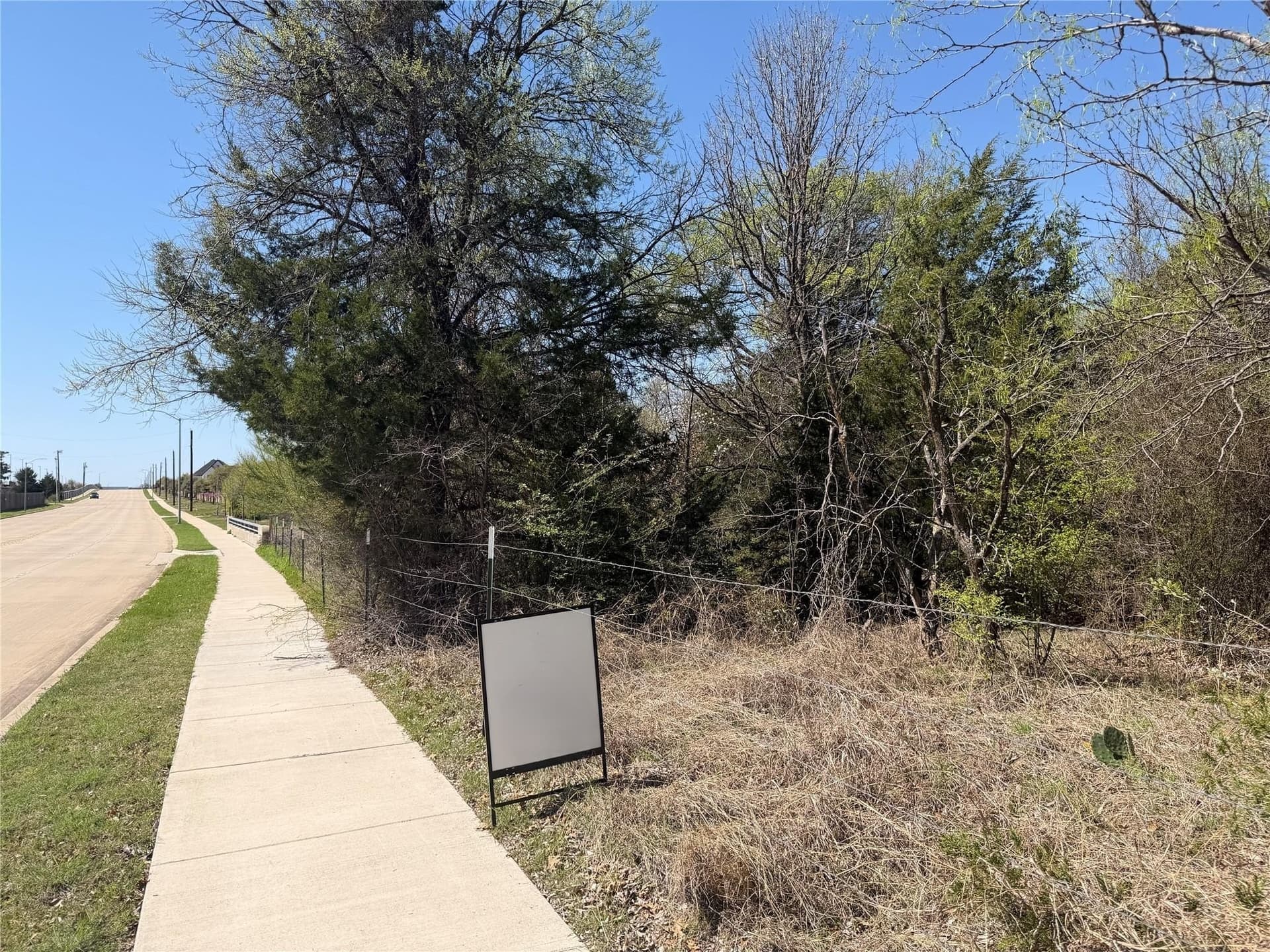 2.96 acres in Tarrant County