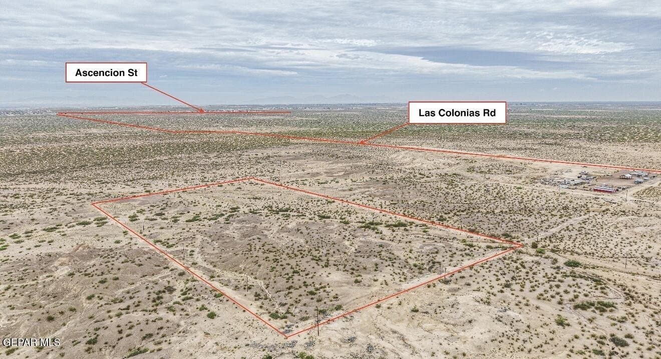 16.93 acres in El Paso County