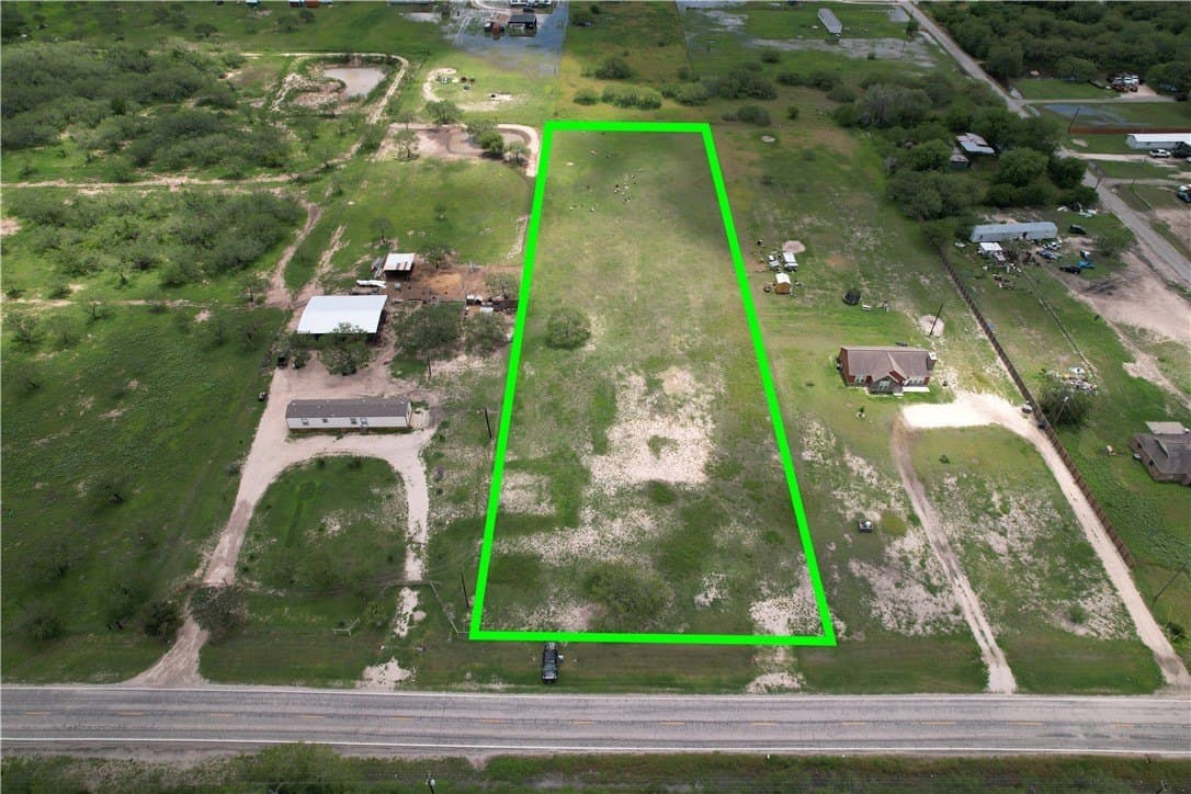 2.36 acres in Jim Wells County