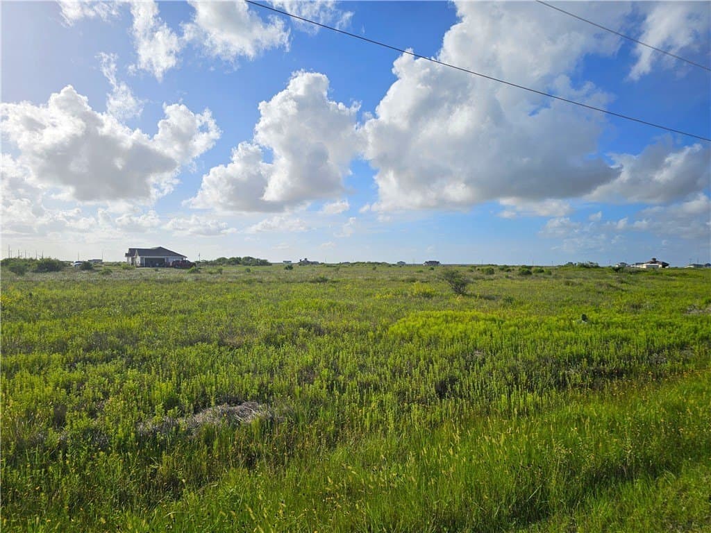 6 acres in Aransas County