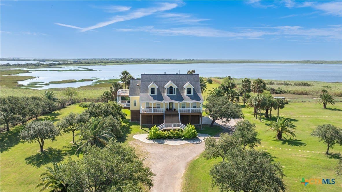 30.4 acres in Calhoun County