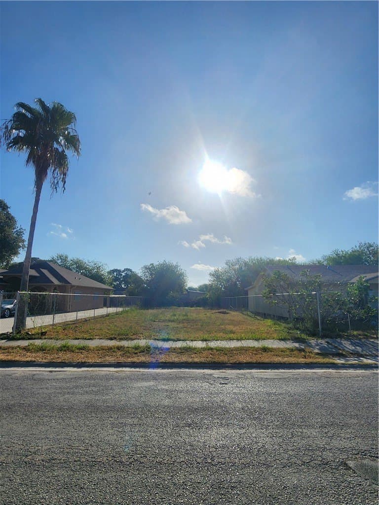 0.14 acres in Nueces County