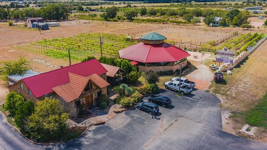 23.7 acres in Gillespie County