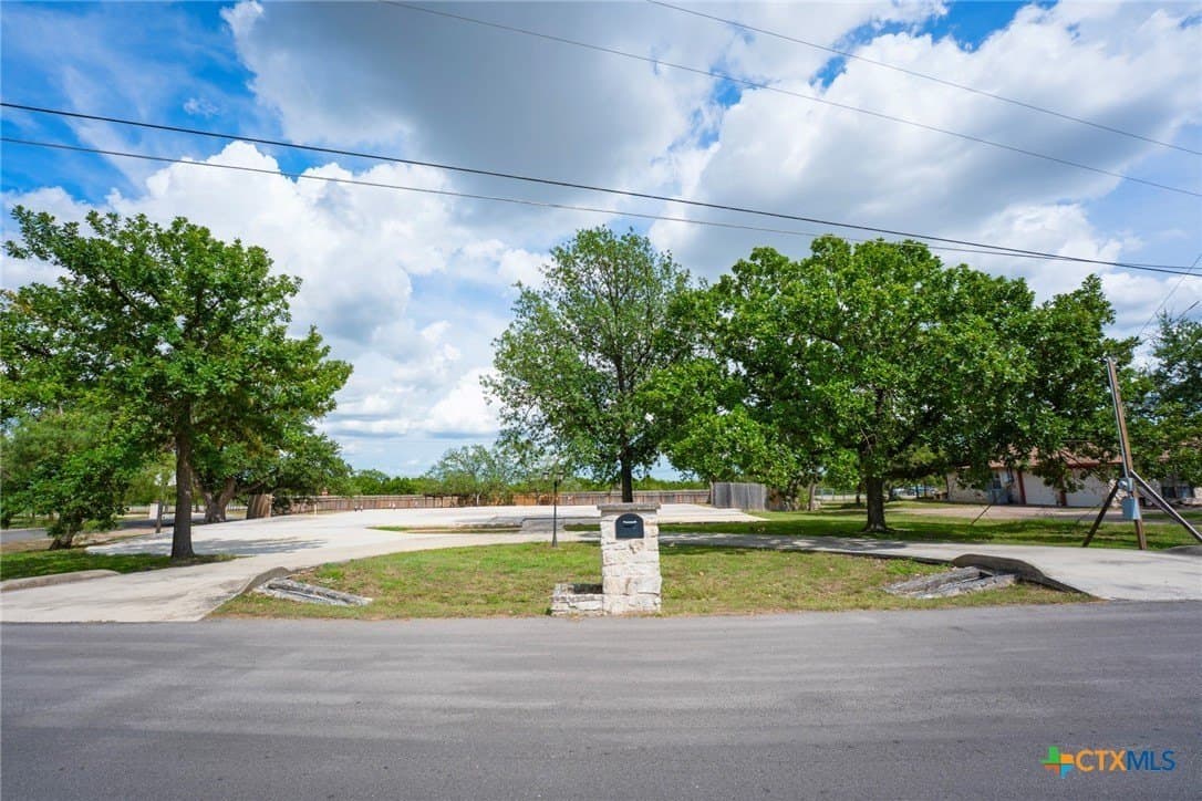 0.68 acres in Hays County