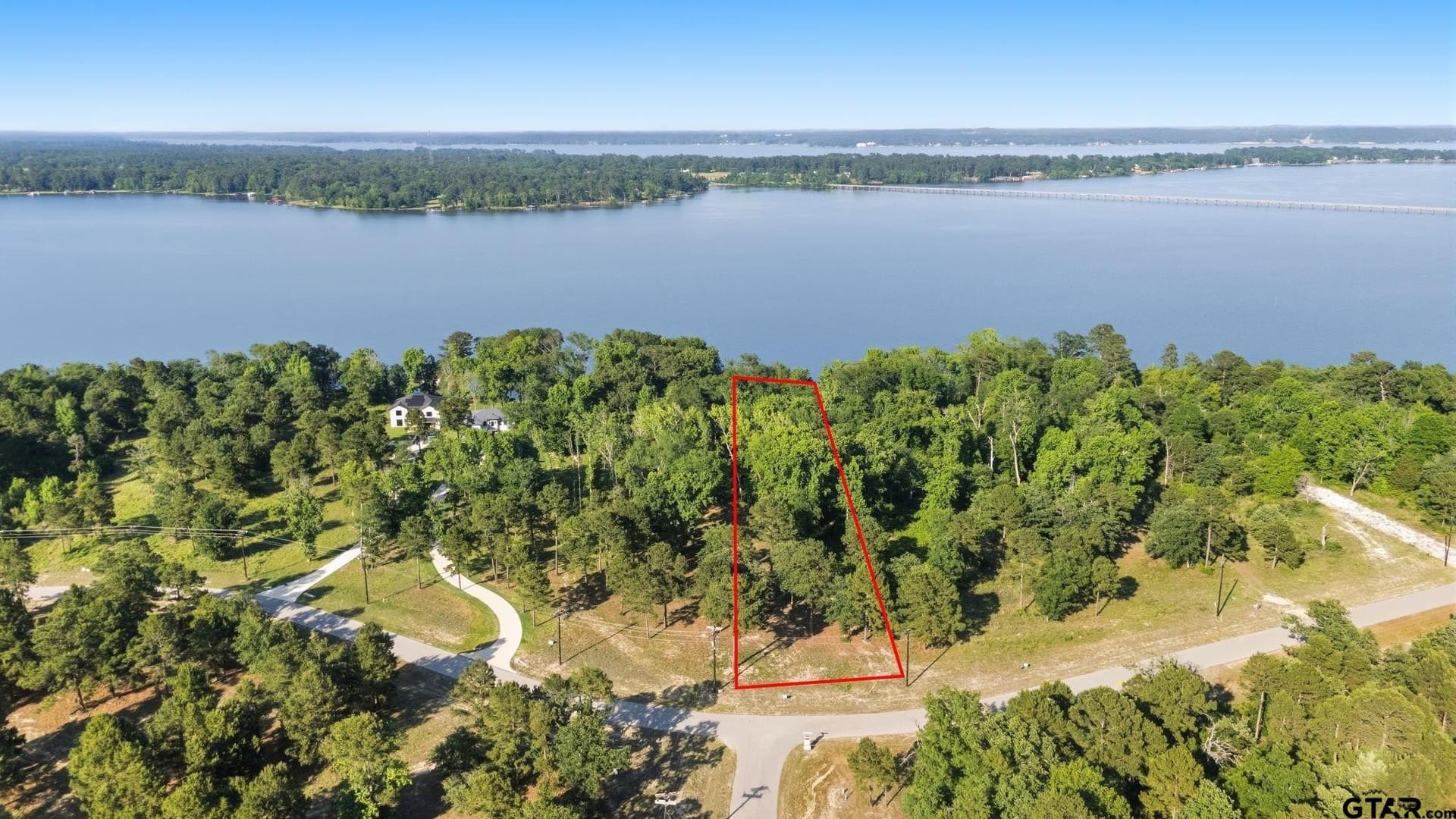 1.3 acres in Henderson County