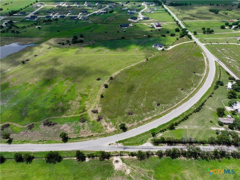 10 acres in Bell County