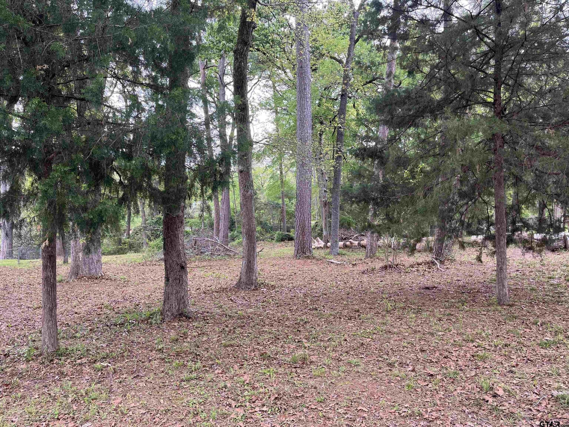 0.5 acres in Smith County