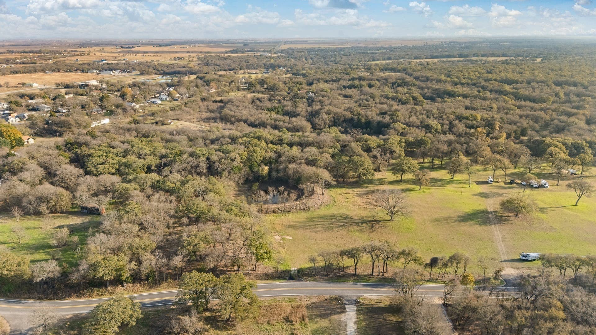 6 acres in Hill County