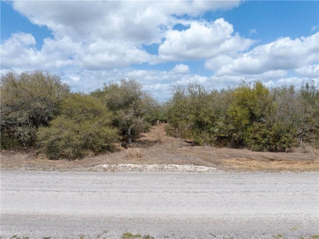 7.43 acres in San Patricio County