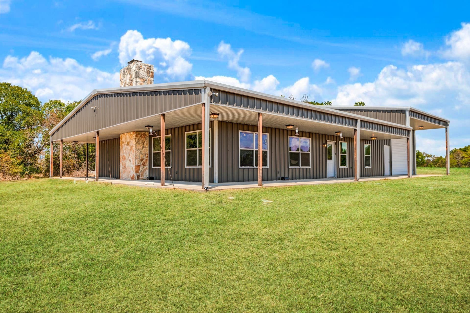 207.7 acres in Lamar County