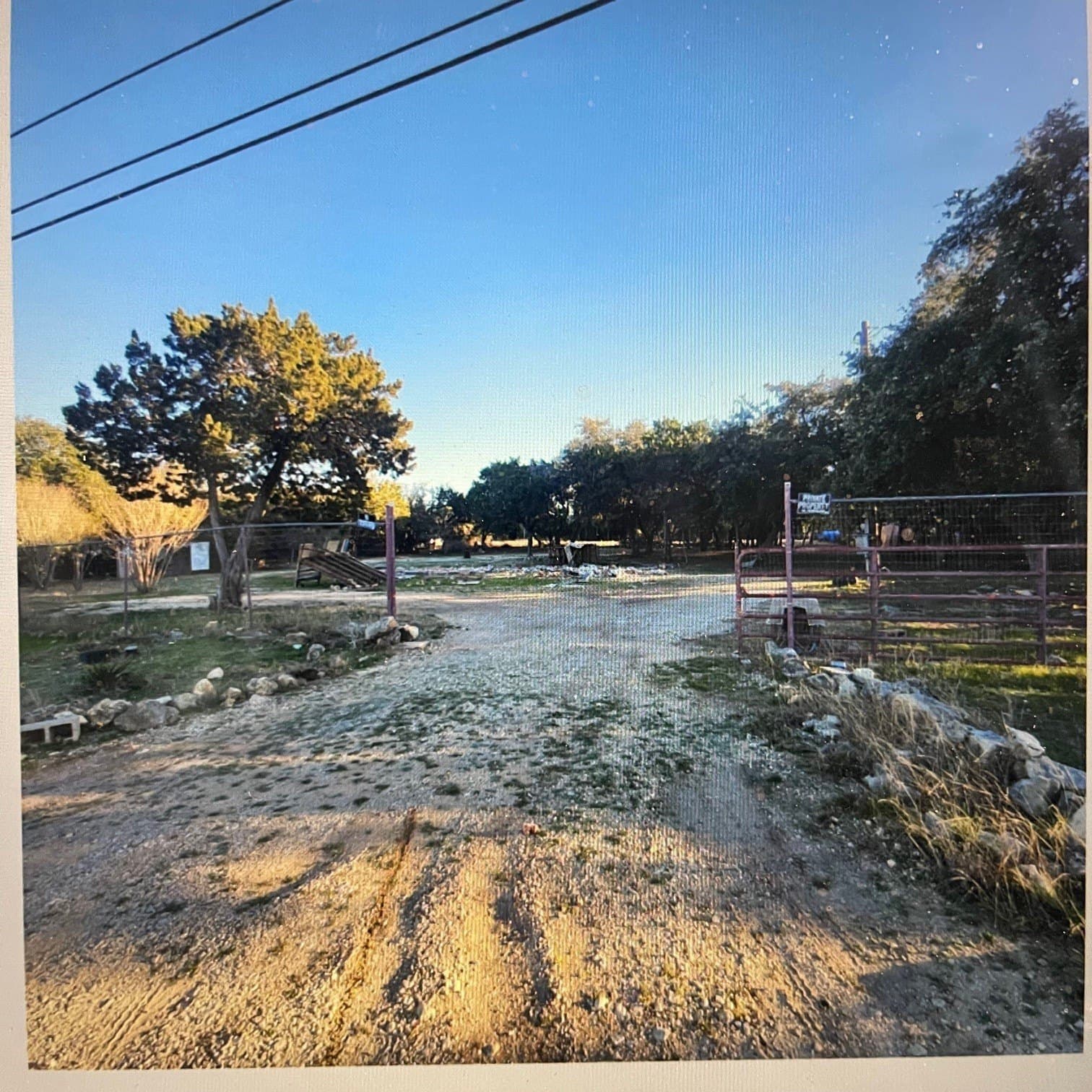 1.02 acres in Bandera County