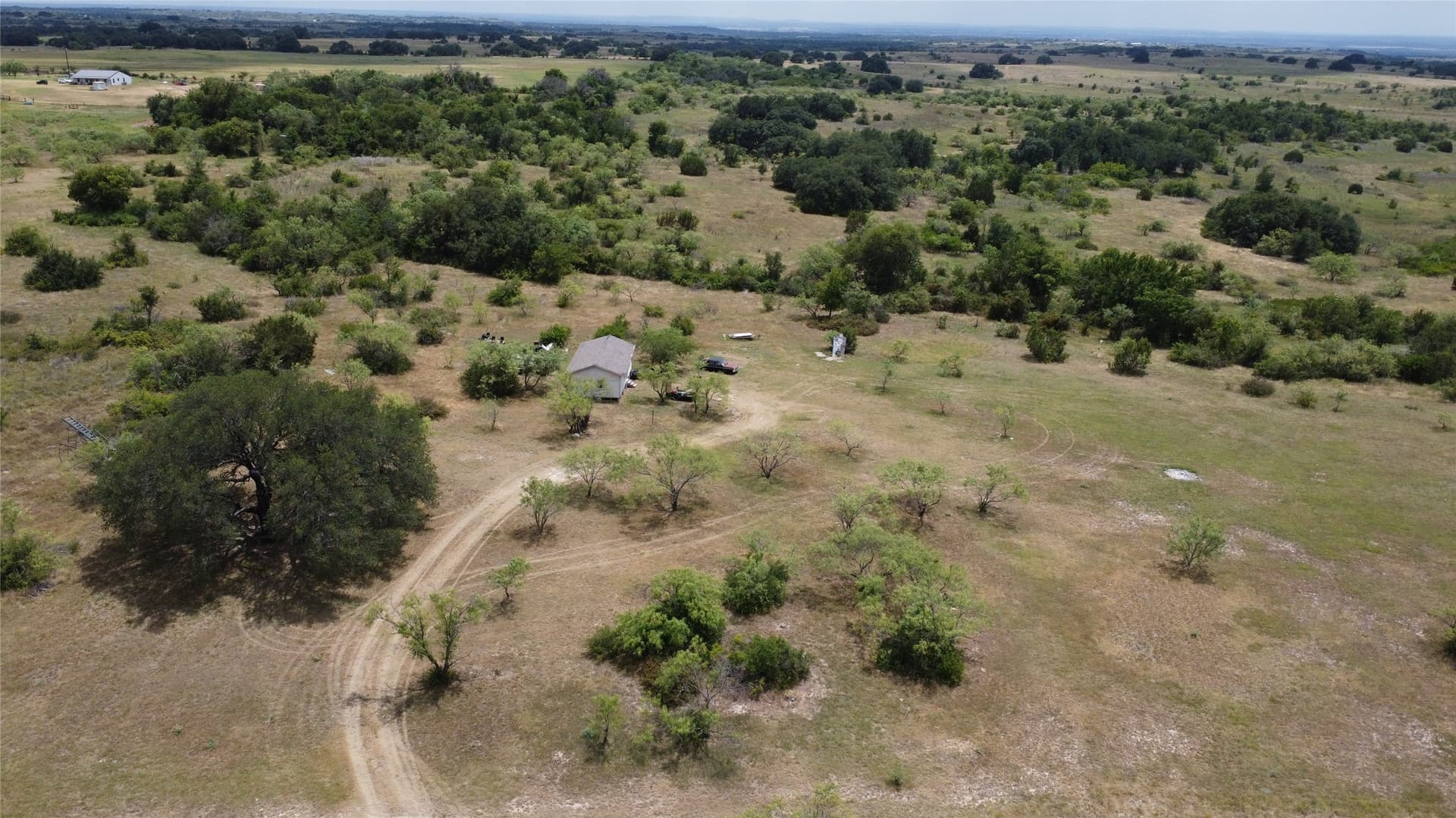 23.25 acres in Comanche County