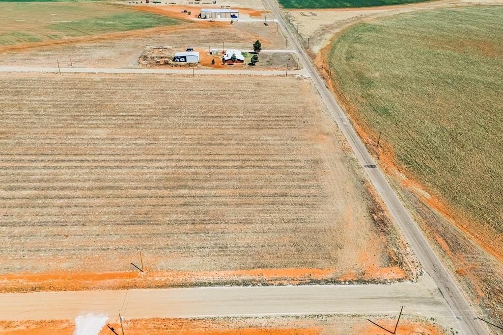 2 acres in Gaines County
