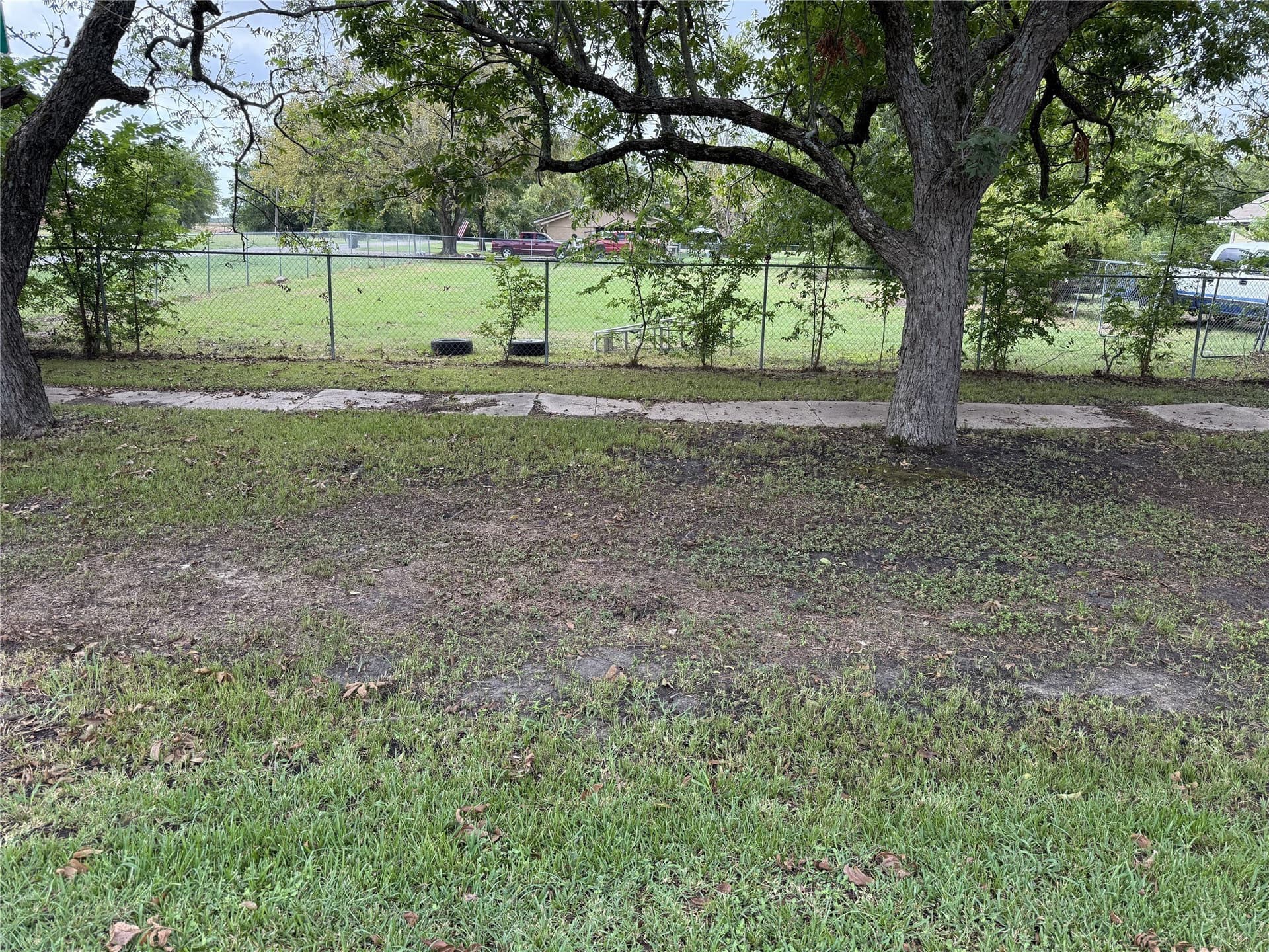 0.23 acres in Navarro County