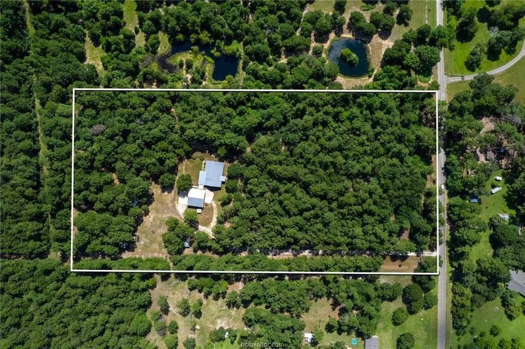 10.01 acres in Grimes County