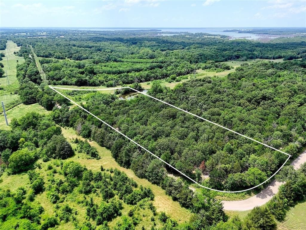 9 acres in Fannin County