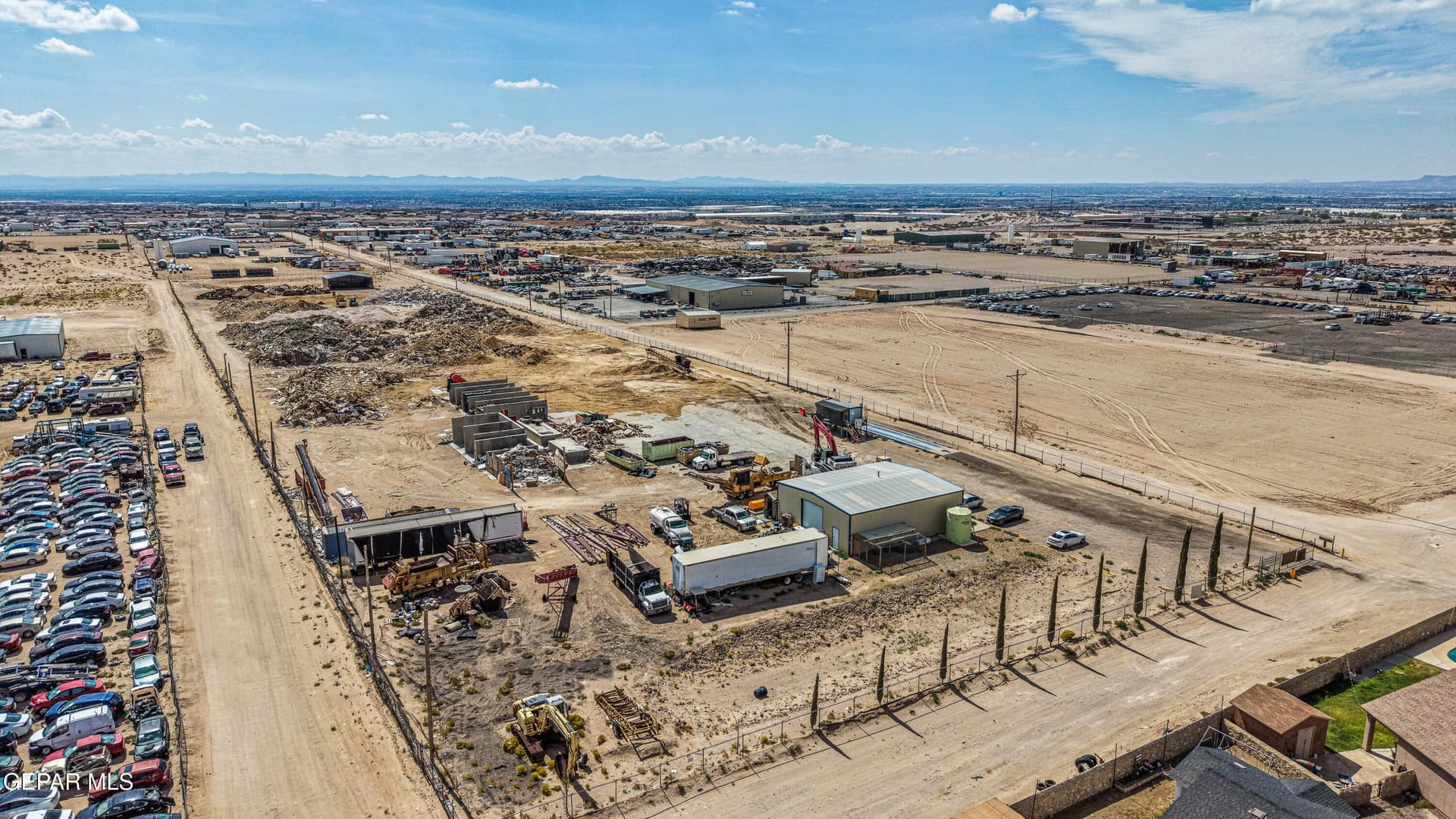 10 acres in El Paso County