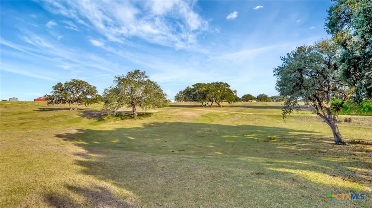 36.8 acres in Lavaca County