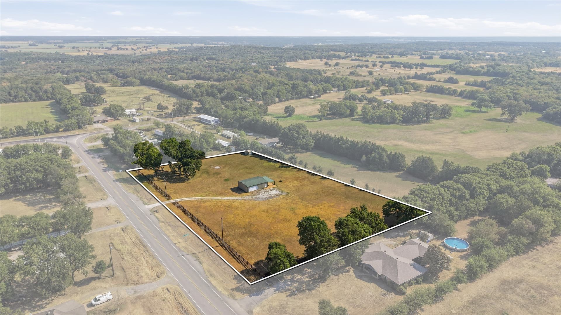 2.77 acres in Grayson County