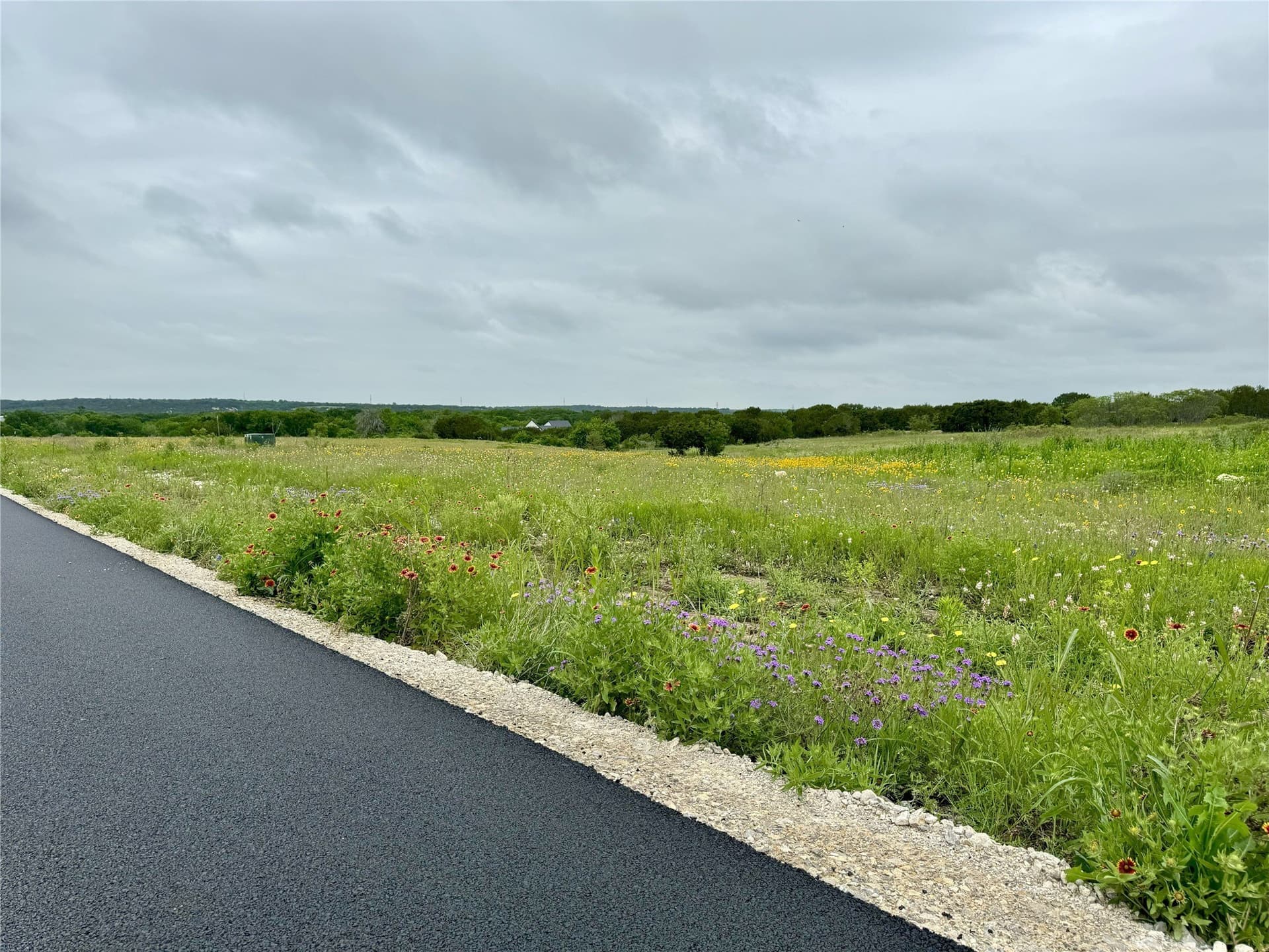 2.19 acres in Hood County