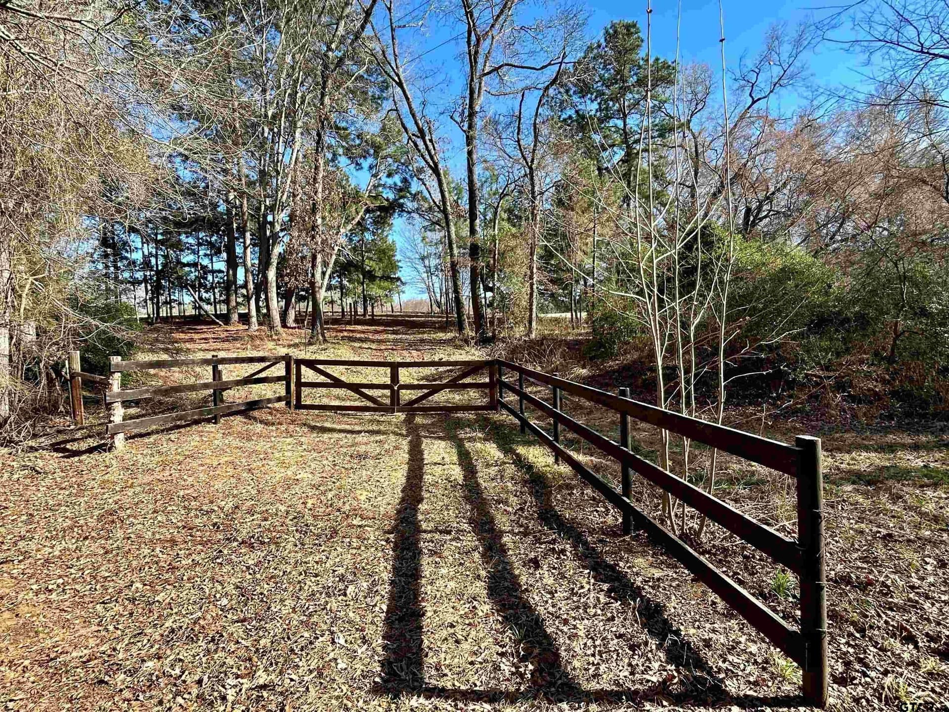 10.7 acres in Anderson County