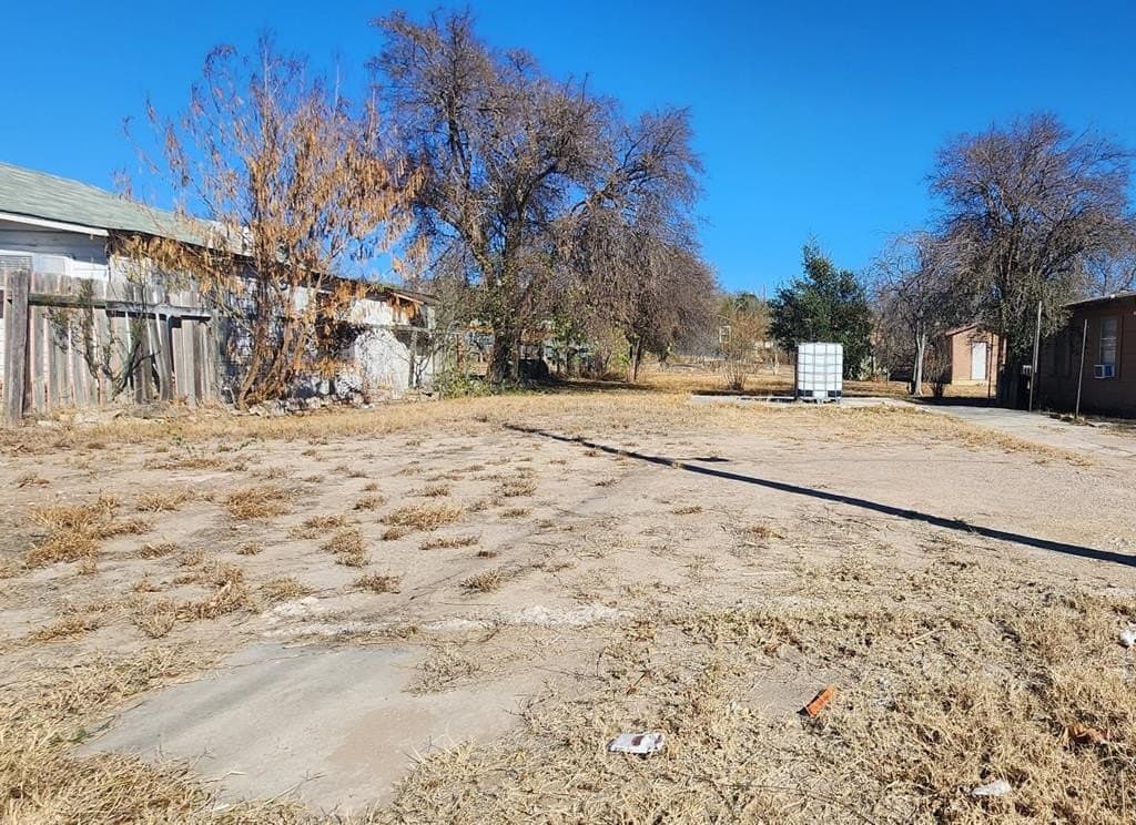 0.17 acres in Maverick County