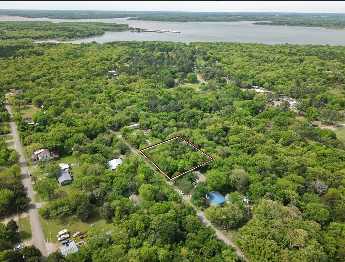 0.41 acres in Grayson County