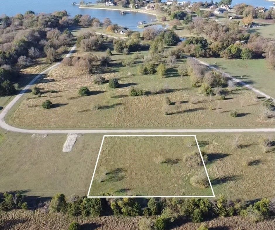 1 acres in Navarro County