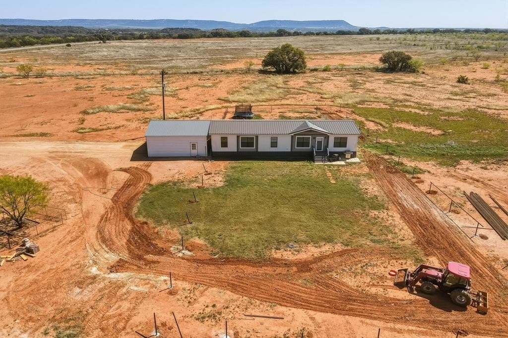 14.5 acres in Nolan County