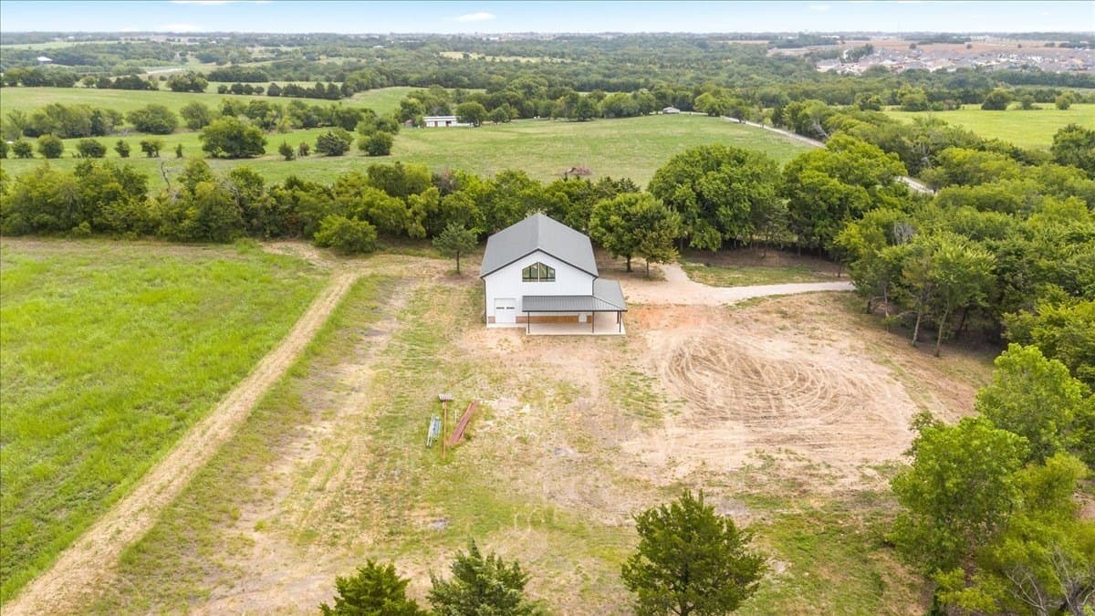 5.72 acres in Grayson County