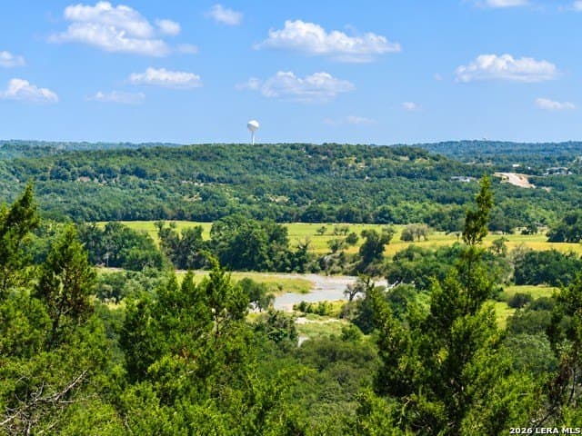 4.85 acres in Comal County