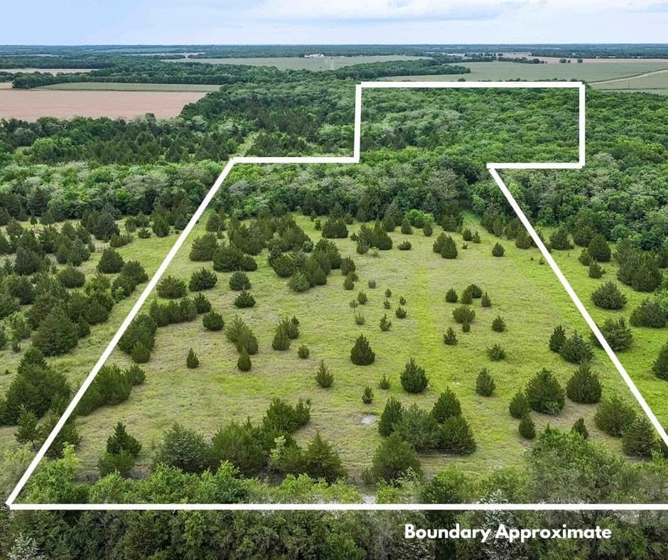 10.46 acres in Hunt County