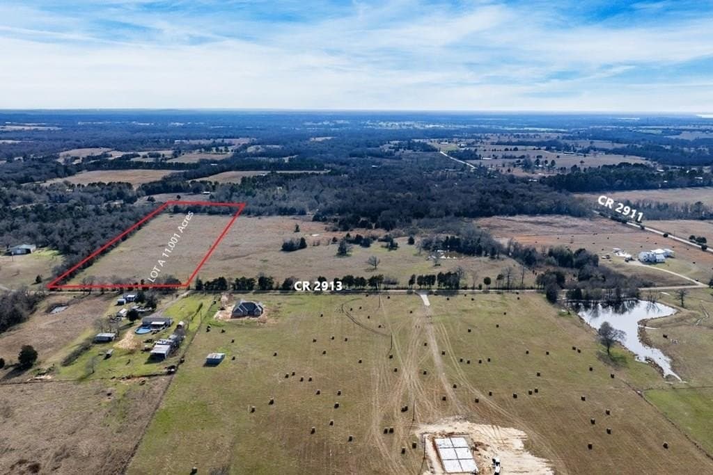 11 acres in Henderson County