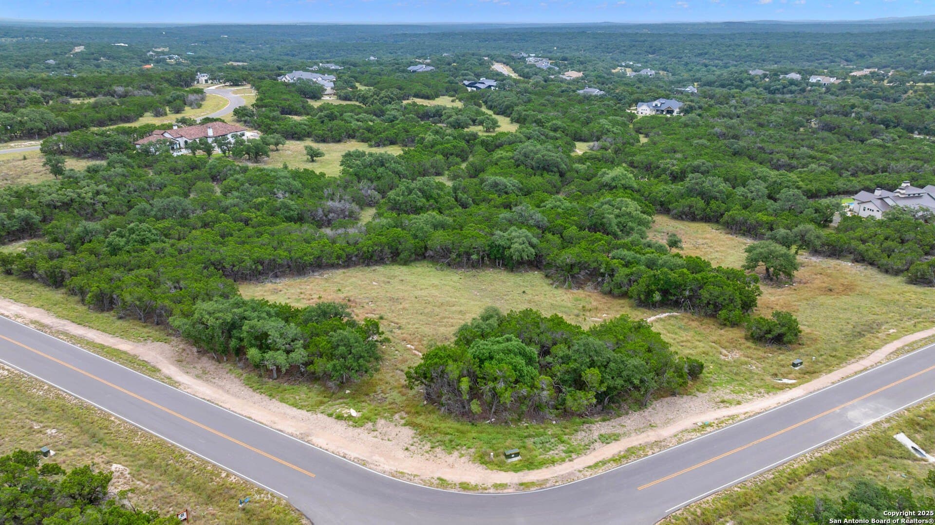 2.1 acres in Kendall County