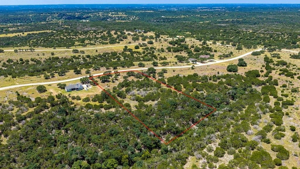 3.69 acres in Gillespie County