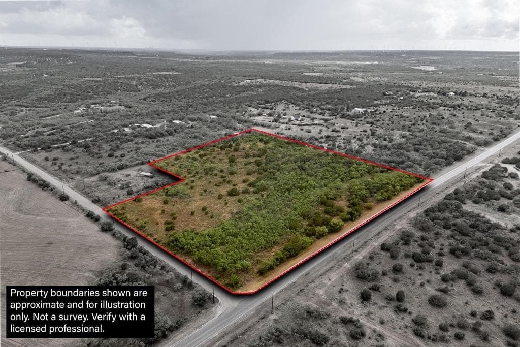10.63 acres in Nolan County