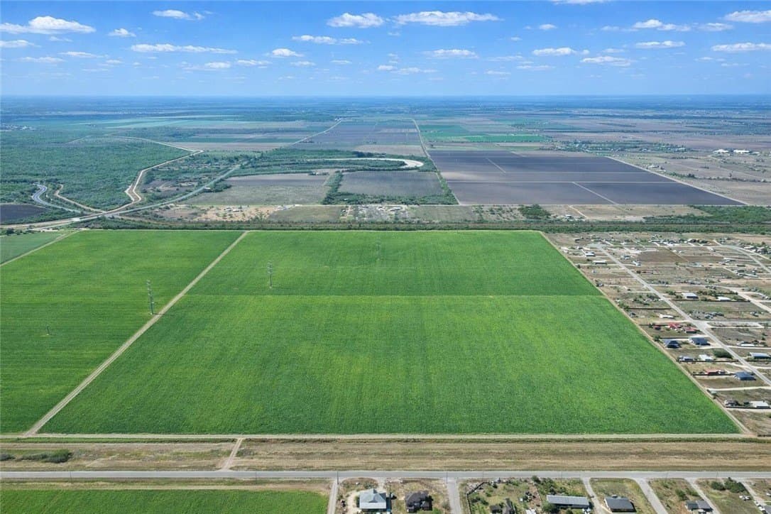 10 acres in Cameron County