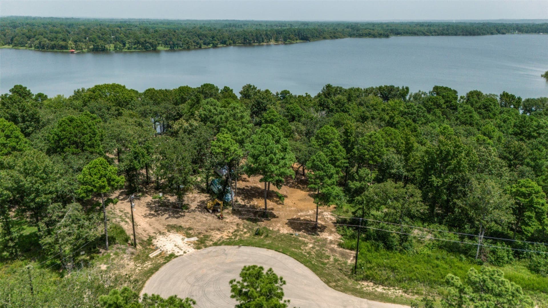 1.2 acres in Henderson County