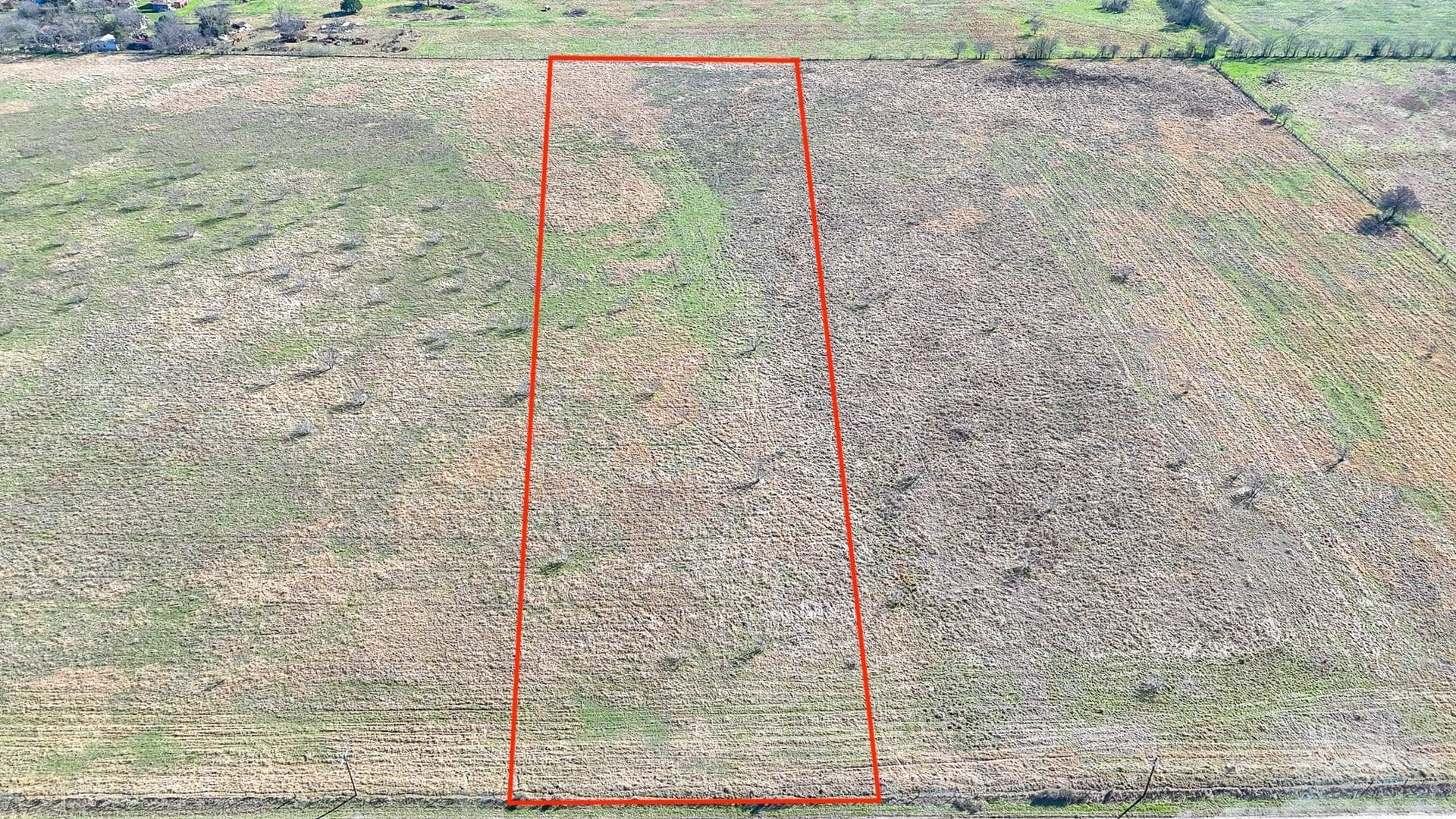 5.02 acres in Navarro County